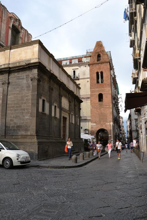 Napoli Pietrasanta Lt Acomodação com café da manhã Exterior foto